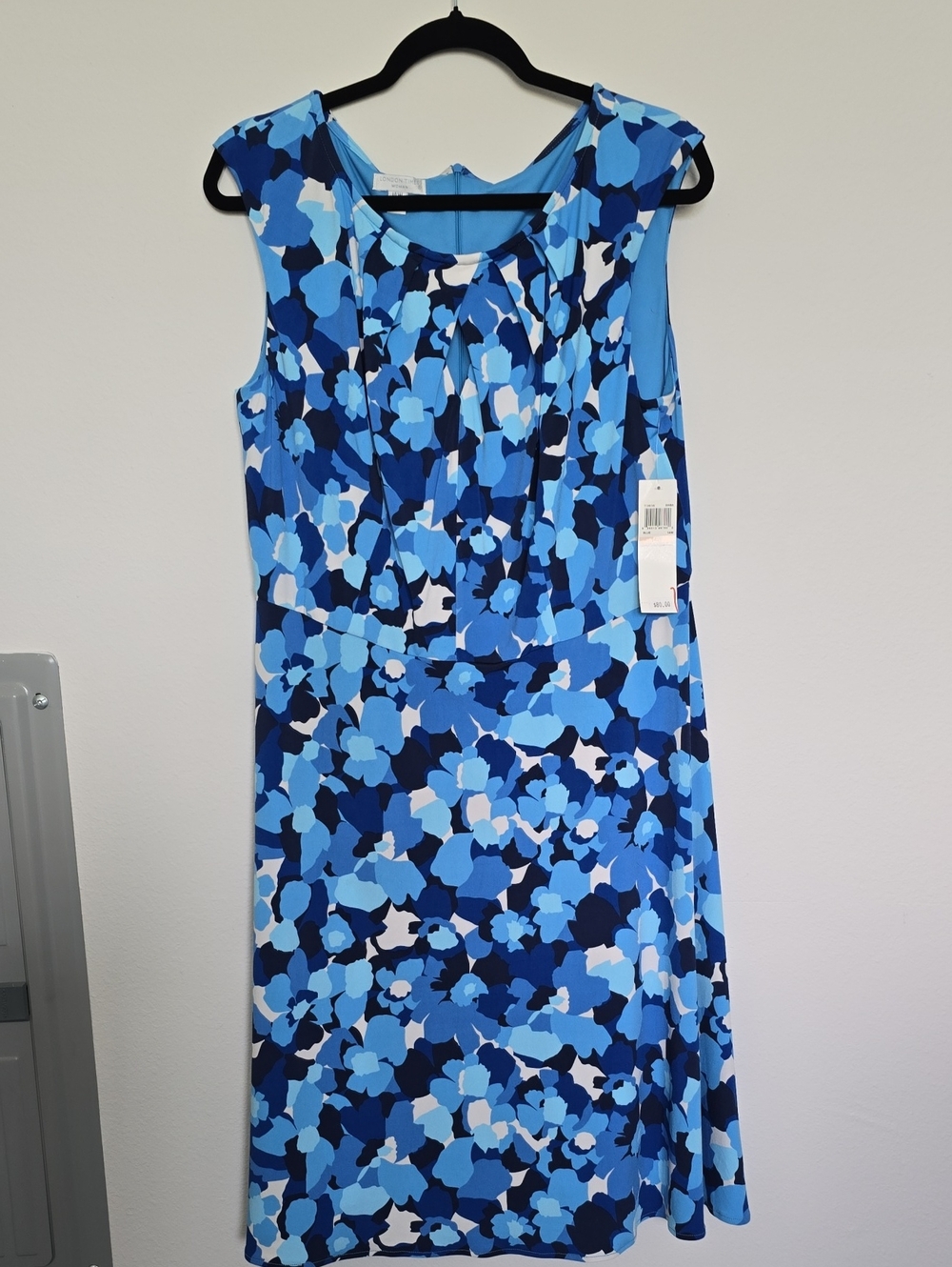 NWT London Times Blue Floral Print Sleeveless Midi Dress